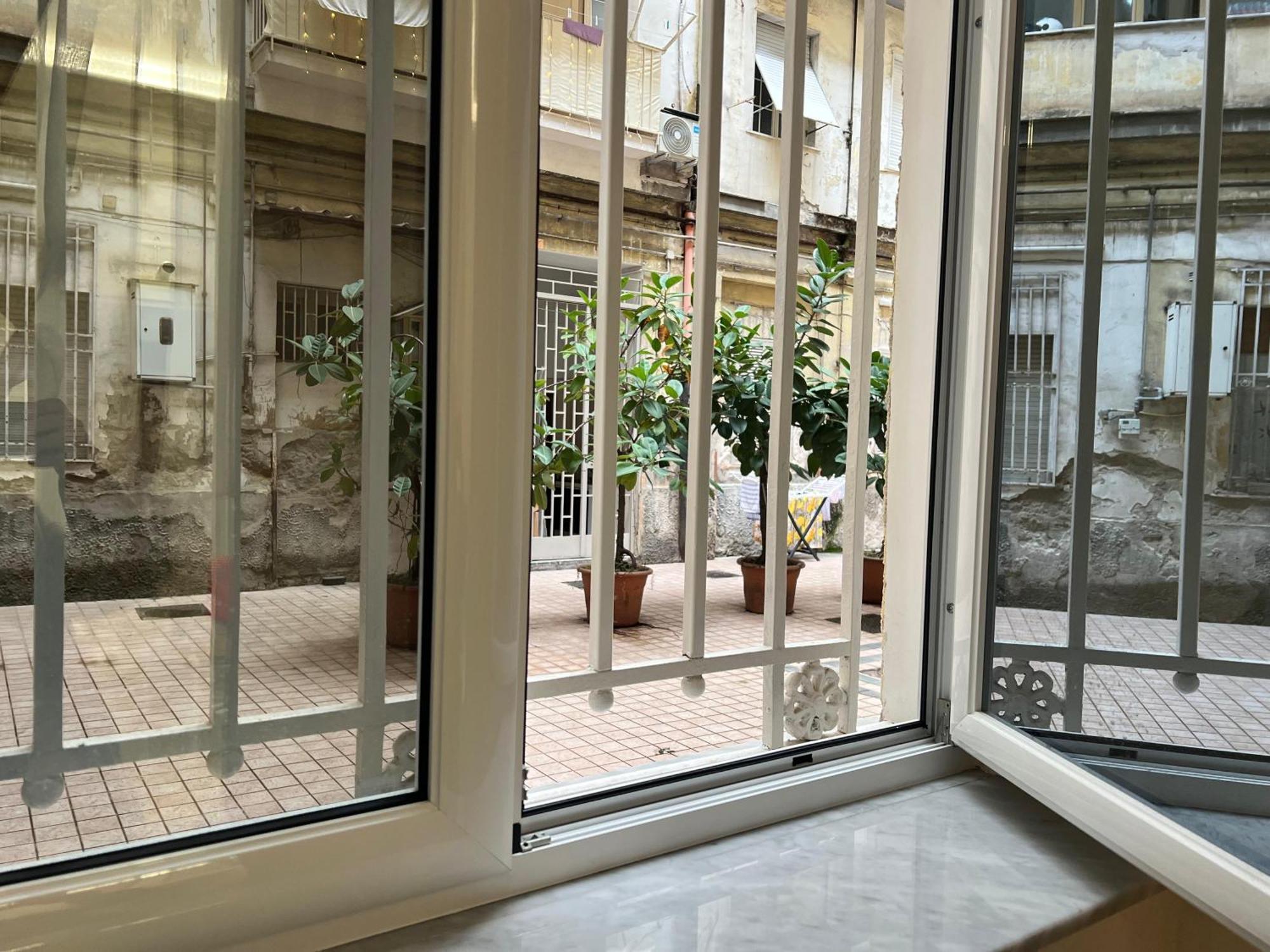 L'Ospite Napoletano Apartment Naples Exterior photo